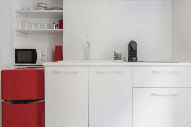 Compact charming studio Porta Venezia 4