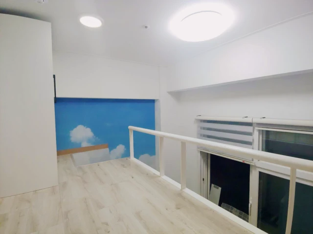 Duplex Loft near Hongdae 1