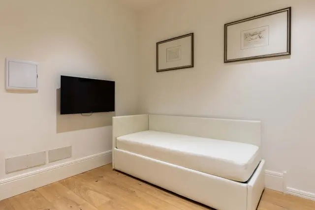 Dante 7 Apartment 2