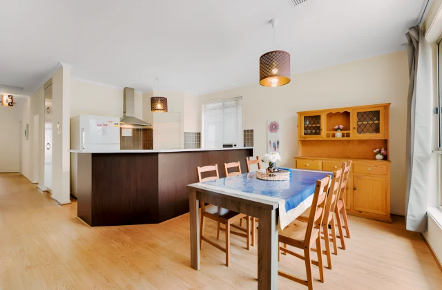 3BR Home-City Fringe Location-Free WiFi & Parking 2