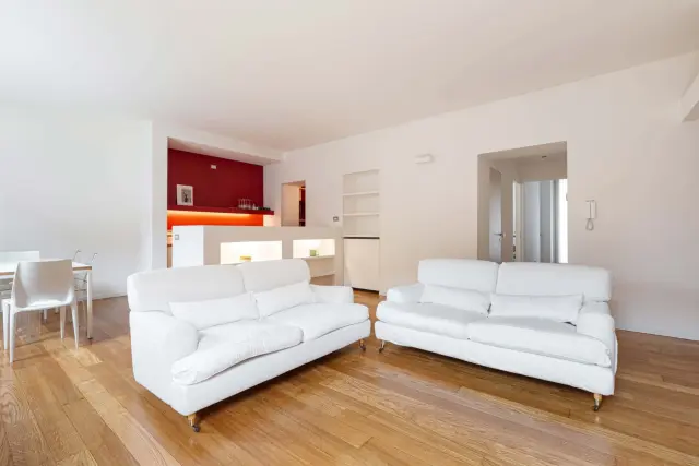 Navigli Ticinese bright apartment 0