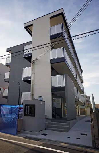 レオパレスエミネンス２８ 401号室 0