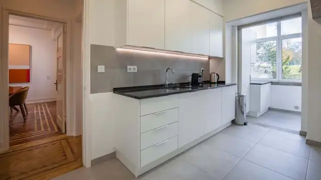 Magnificent 4 Bedroom Apartment in Lisbon 2