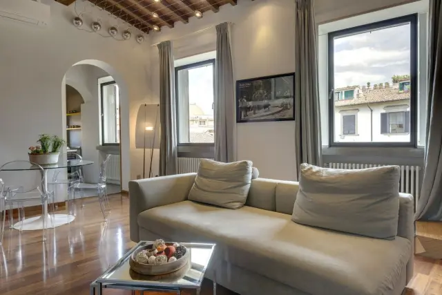 Beatrice Apartment 4