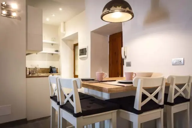 Apartment in Via Pietro Boldoni 1