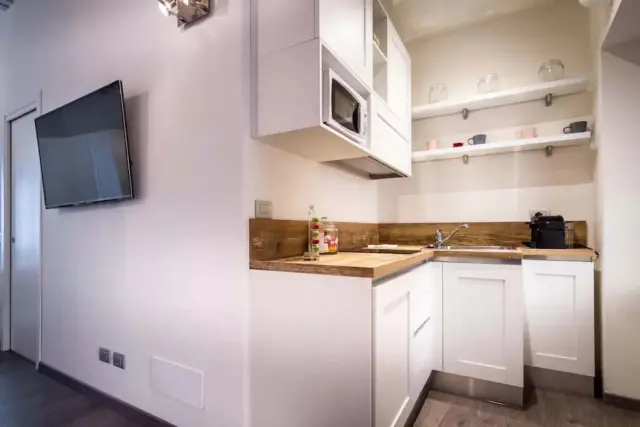 Apartment in Via Pietro Boldoni 4
