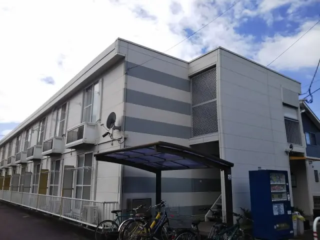 レオパレスグランドカメリア 0