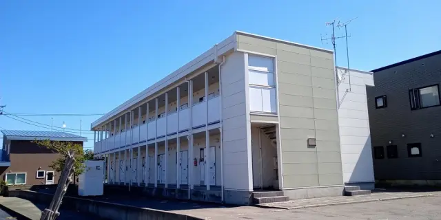レオパレスウェストタウン 0