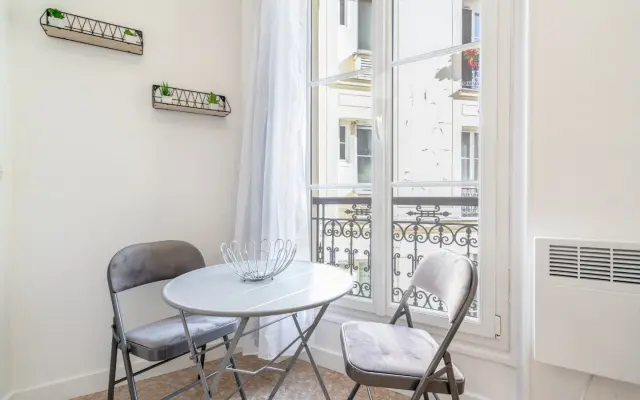 Rue Camille Crespin du Gast 4