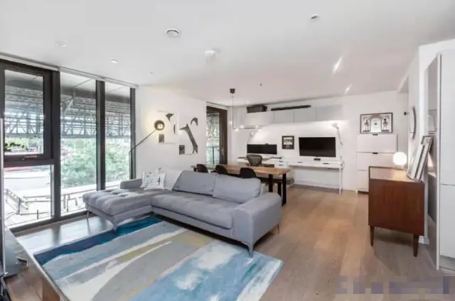 1 St Gabriel Walk, London, SE1 6FA 3