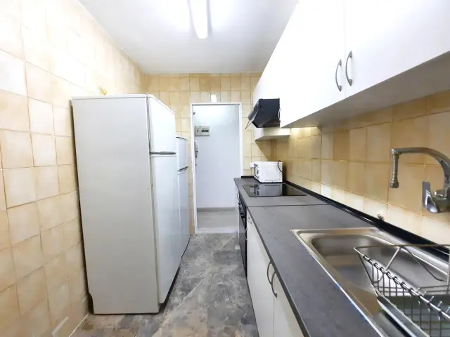 apartment near Calle Santa María Reina 0