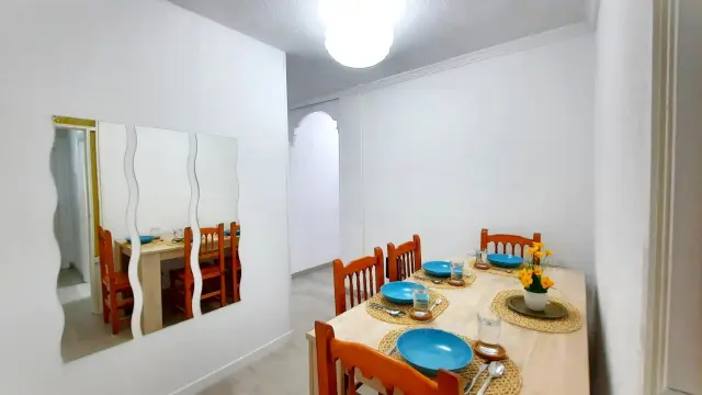apartment near Calle Santa María Reina 1
