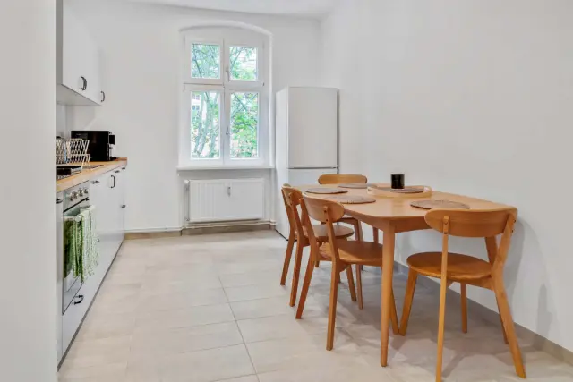 Richard-Sorge-Strasse 25DE-01-061-004H 2