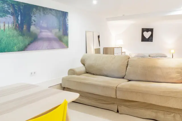 studio near Calle Guadalajara 2