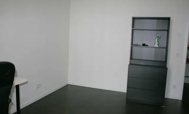 Bernhard-Weiss-Strasse 1-3DE-01-020M 2