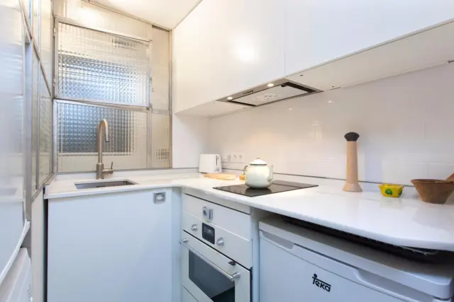 studio in Sant Pere, Santa Caterina i la Ribiera (Ciutat Vella) 4