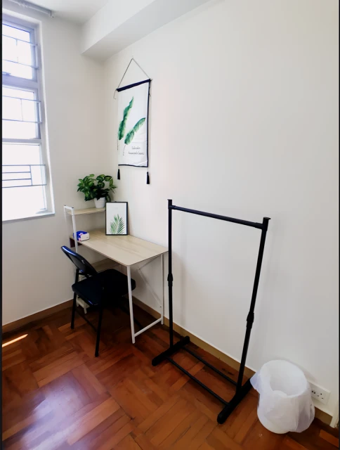 Floor 7, Block G, Telford Gardens, Kowloon Bay (Female) 3