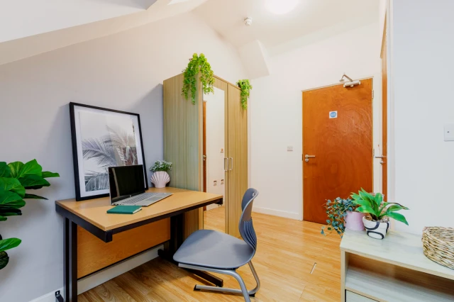 uhomes.com | Student Accommodation, Housing, Flats, Apartments for Rent