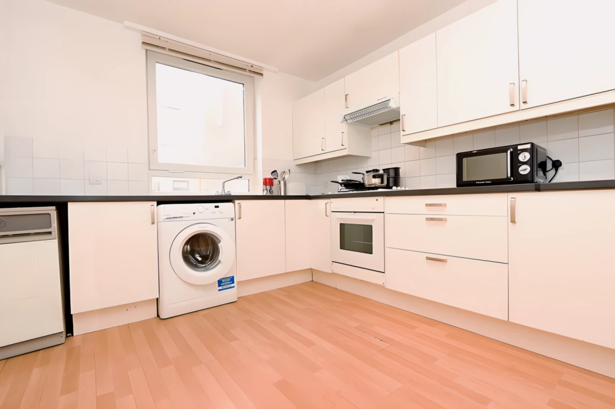 apartment in Falconer Walk 0