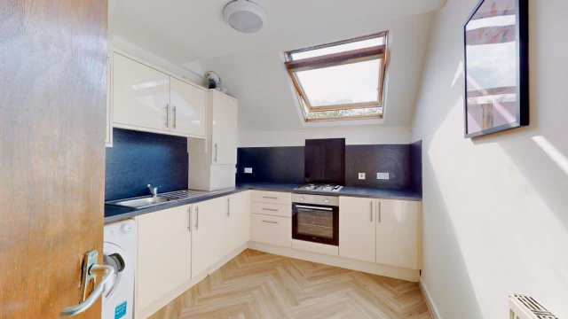21D, Moorland Avenue , LS6 1AP 1