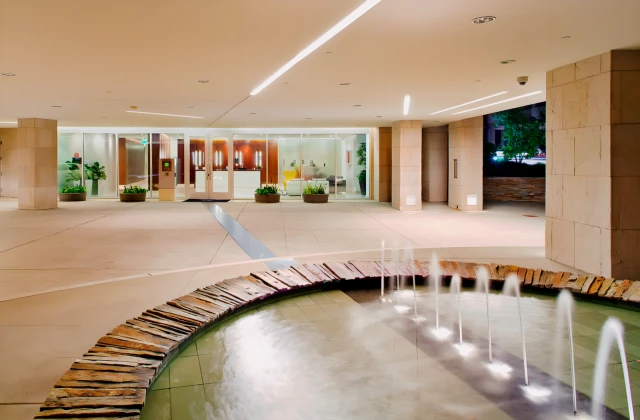 Wilshire Margot 3