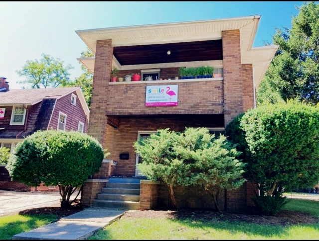 809 W California, Urbana, IL 61801 2