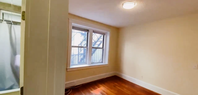 55 Park Dr 2