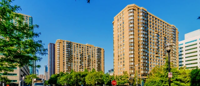 Waterside Square North