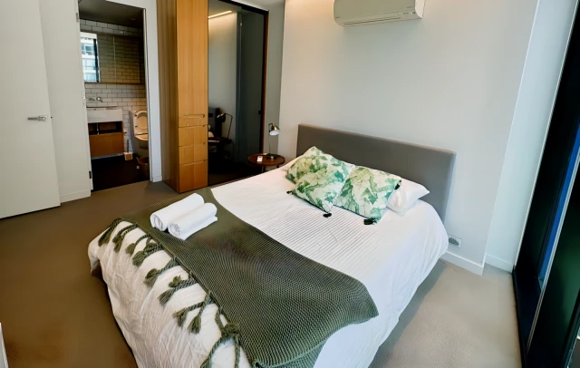 1907/442 Elizabeth Street 4