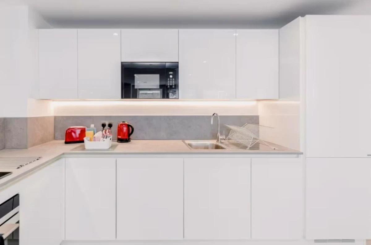 apartment in Ealing 0
