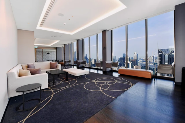apartment near Russell Street 2