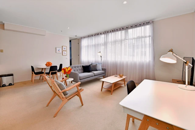 apartment near Little Lonsdale Street 4