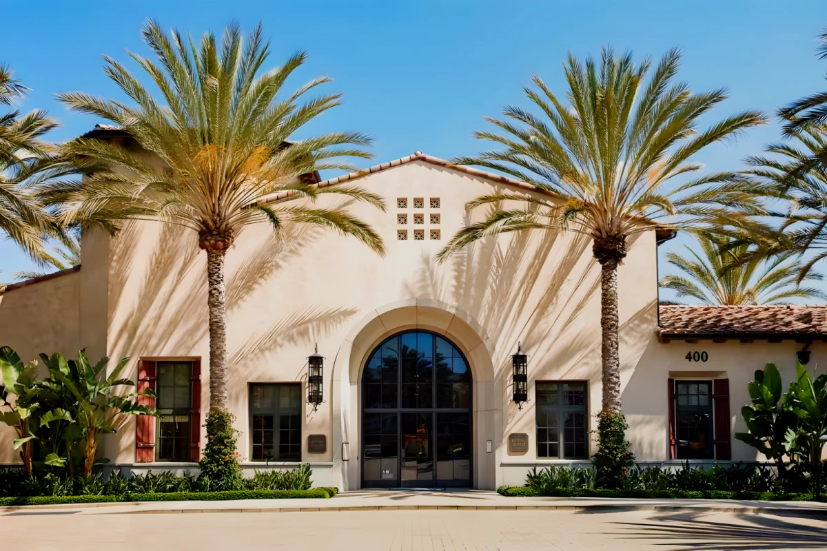 The Enclave at South Coast - Costa Mesa student accommodation