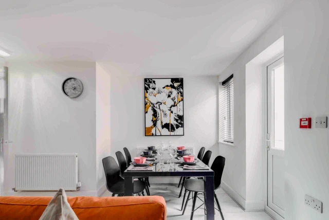 42 Cranborne Road, L15 2HX 1