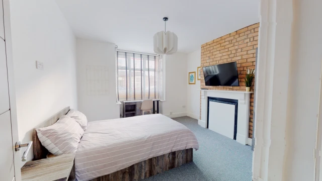 Arthur Street , LE11 3AY 2