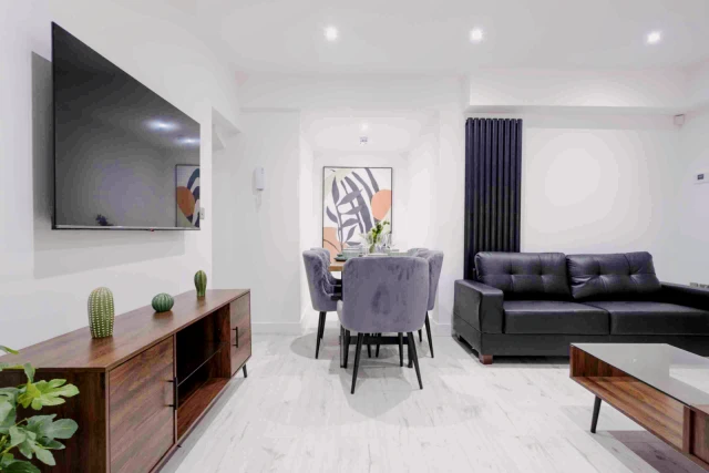 28 Yarborough Road 1