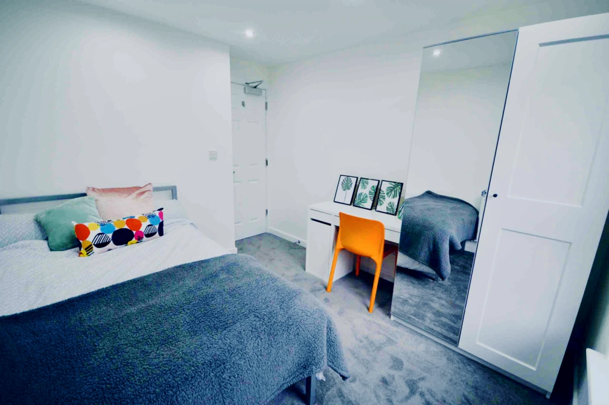 70 Bagot Street, L15 0