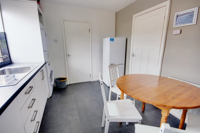 Whinney Hill (L), DH1 3BD 2