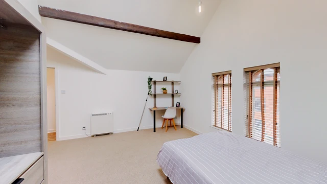 Flat 8, 46, Hyde Terrace , LS2 9LN 1