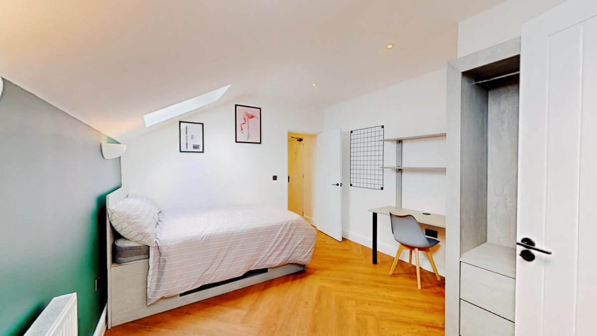 Derby Road , LE11 5HL 0