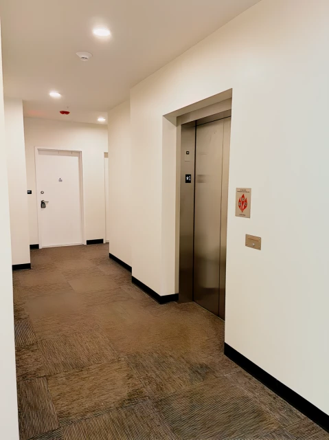 208 E. Clark, Champaign, IL 61820 3