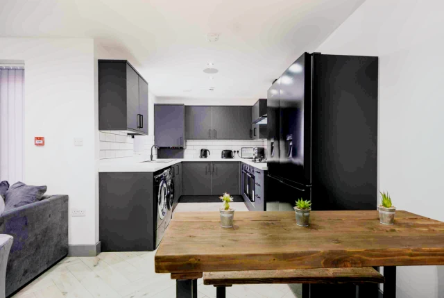 172 alderson road, L15 4