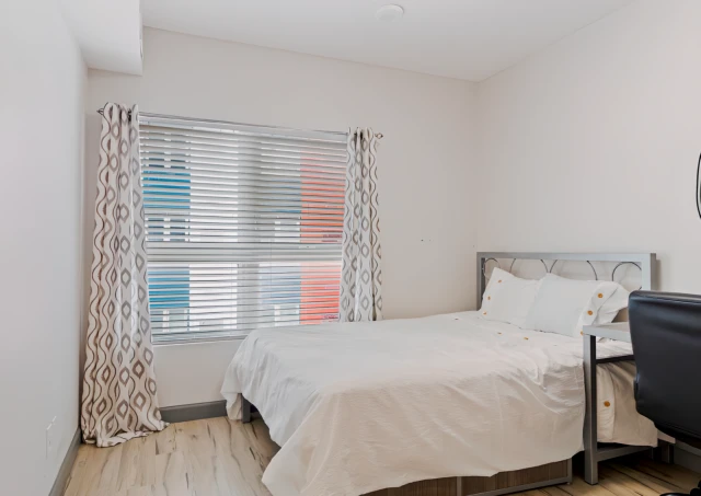 156 - 258A SUNVIEW STREET 4