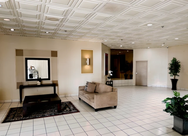 380 King St 1105 4