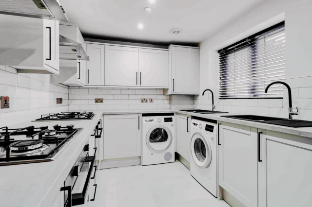 3 Picton Grove, L15 4