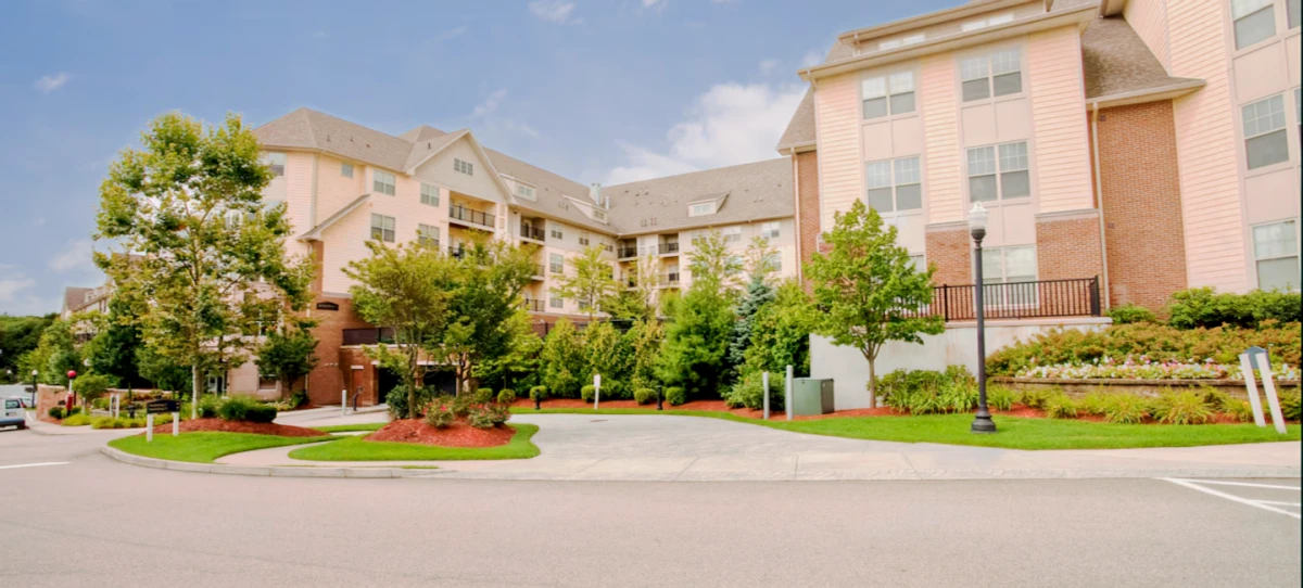 Avalon at Chestnut Hill - Newton student accommodation
