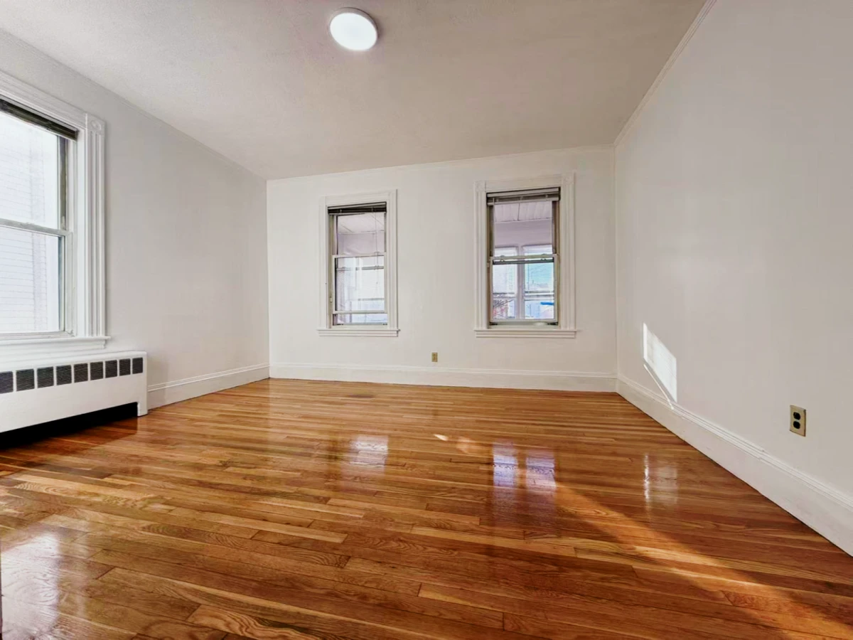 33 Whitman St 0
