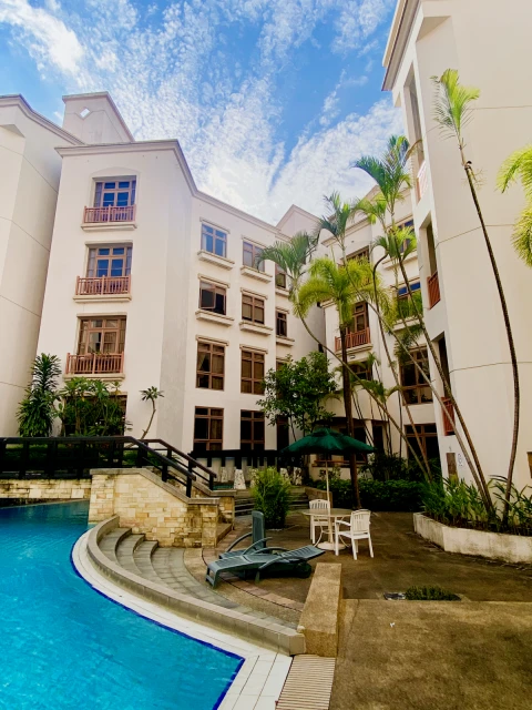 High Oak Condominium 2