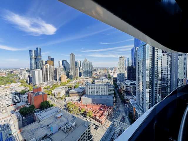 551 Swanston Street 2