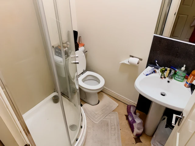 Raglan Road 22040# 3